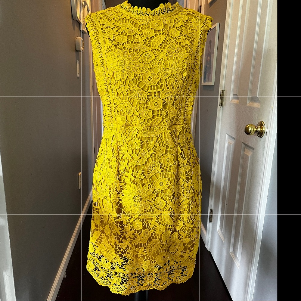 Pretty in yellow.